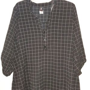 White thin stripes black top